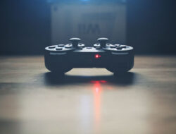 Why Should You Use FlatNews to Start a Perfect Game Review Website?