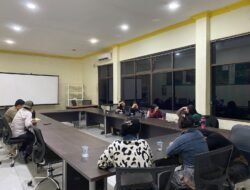 Satpol PP Gerebek Warung Diduga Milik Bandot dan Ema, 8 LC Diamankan