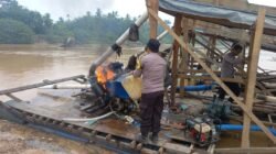 Polsek Cerenti Tindak Lanjut Pengaduan Masyarakat Melalui Layanan Kepolisian 110, Tiga Rakit PETI di Sungai Kuantan Ditindak